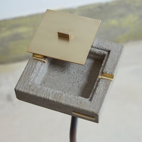 09-as ashtray with stand