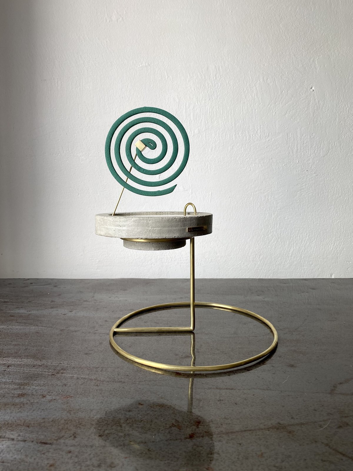 23-imo incense & Mosquito coil stand M O | AIRA