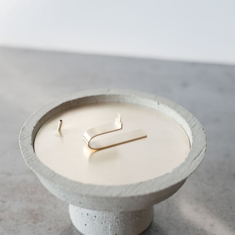 38-pi pilotis incense stand