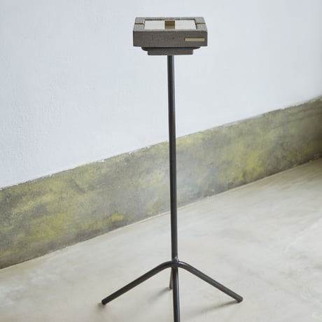 09-as ashtray with stand