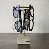 13-ss sunglasses stand
