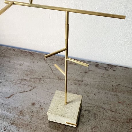 12-js jewelry stand