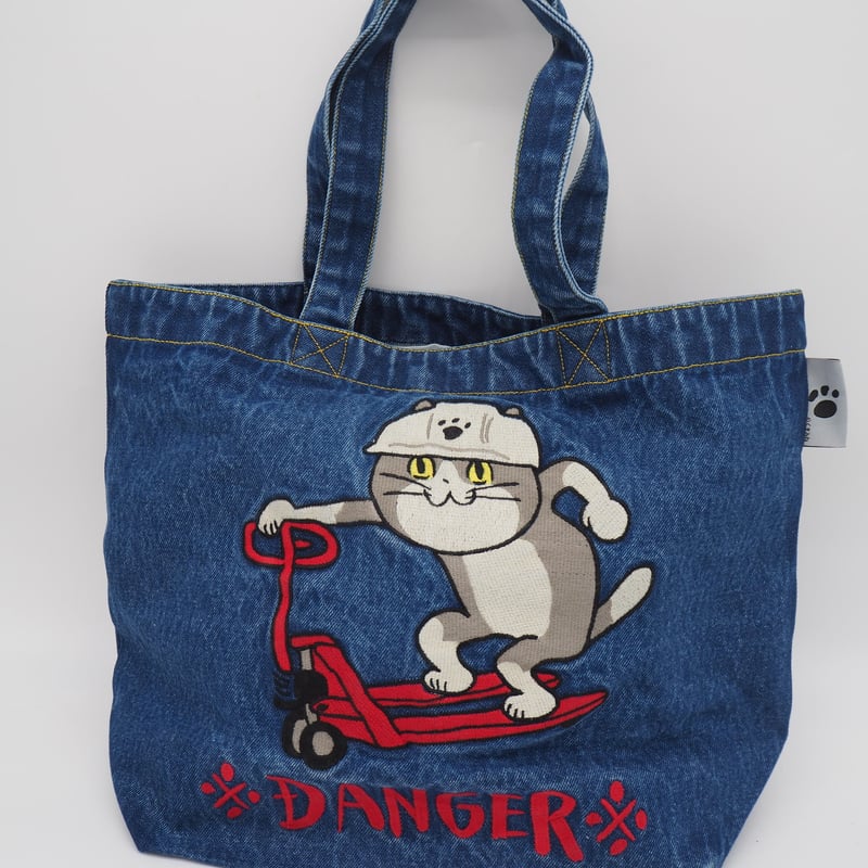 仕事猫刺繍B4デニムトート ※DANGER※ | -MAKERS ONLINE STORE- 仕事猫刺繍B4デニムトート ※DANGER※ | -MAKERS ONLINE STORE-