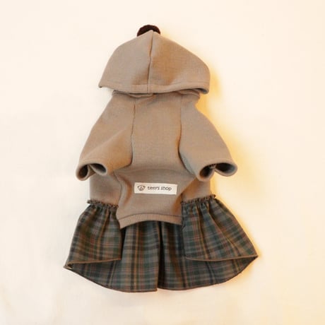 ニットパーカーのワンピース（グレー）