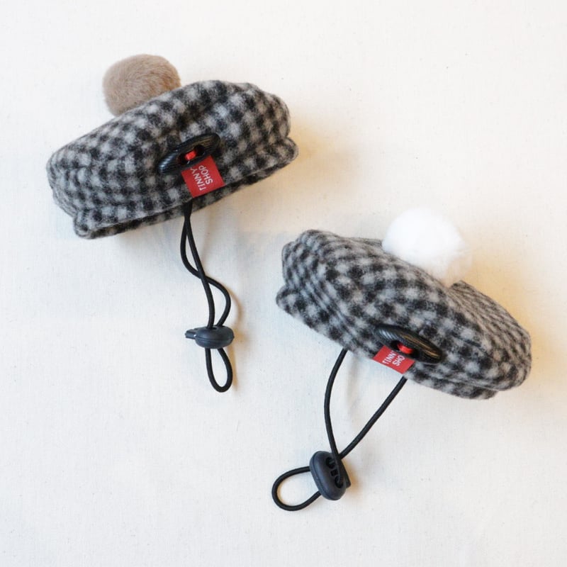 vaqutauxバクトー ファー付ききのこちゃん ポンポンベレー帽 Vaquiaux