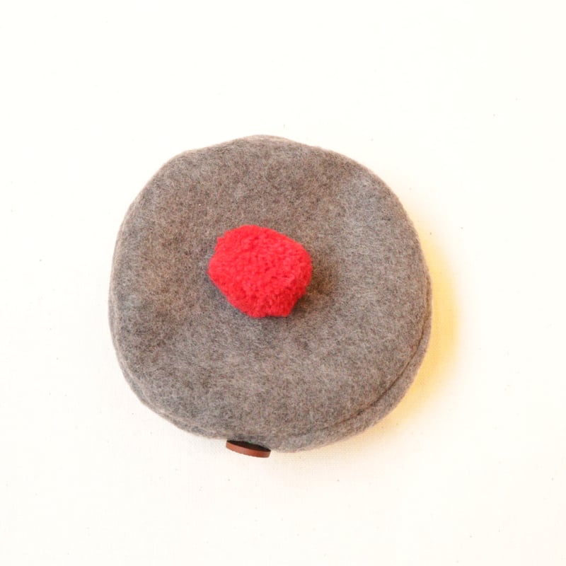 レア　プリーツプリーズ　お洒落なベレー帽　未使用美品 プチプラベレー帽 レディース 帽子 無地 調整 個性的 保温性 女性用