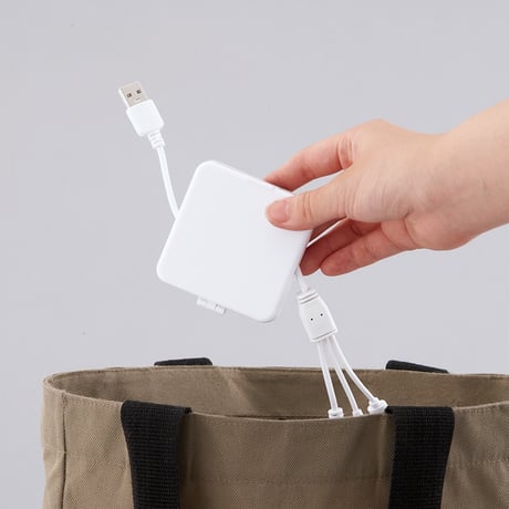 スマホスタンドになるケーブルホルダー（3in1ケーブル付き）