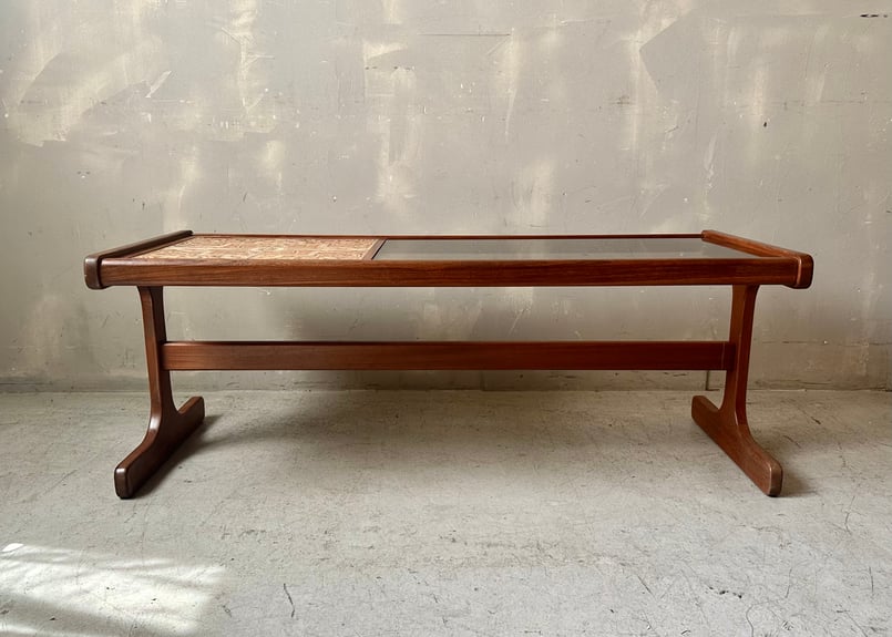 G-PLAN ガラストップ コーヒーテーブル (401) G-PLAN ガラストップ コーヒーテーブル (401)