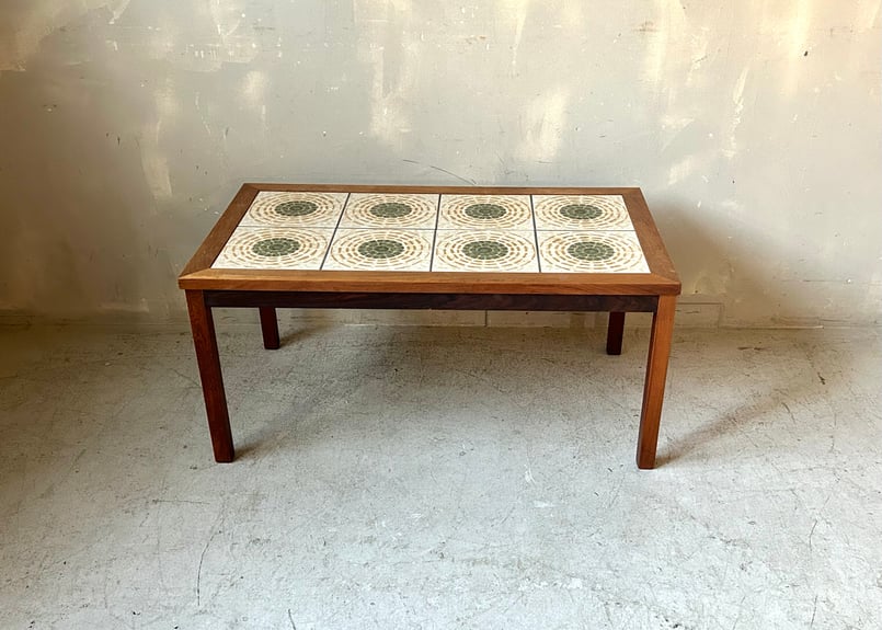 TRIOH mobler社タイルトップテーブル S-2410-01 | mumokuteki