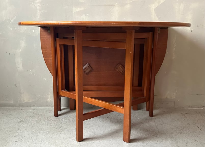 Jentique(ジェンティーク) ドロップリーフ オーバルテーブル (301) 03E54CB0-0509-4B4A-BE5C-