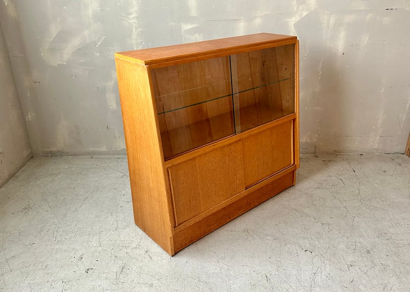 G-PLAN チークガラスキャビネット Fresco ヴィンテージ ガラスキャビネット / カスタム｜ジープラン G