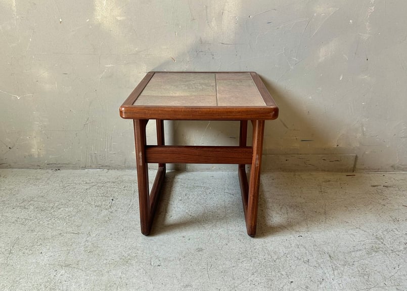 タイルトップネストテーブル S-2404-28 | mumokuteki antique&re