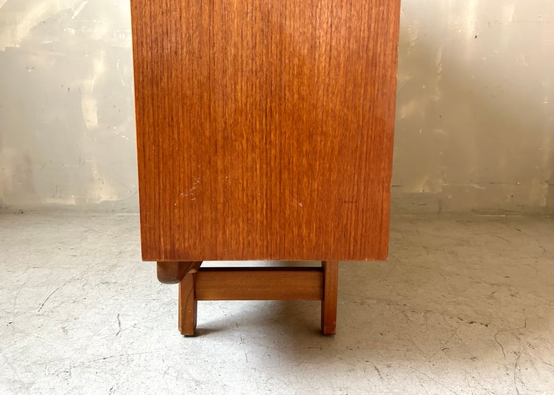 SUTCLIFFE OF TODMORDEN S-Form ガラスキャビネット S-2503-
