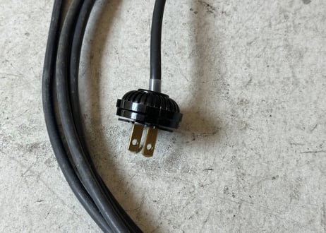 Bullfinchブルフィンチ三脚フロアランプ  S-759