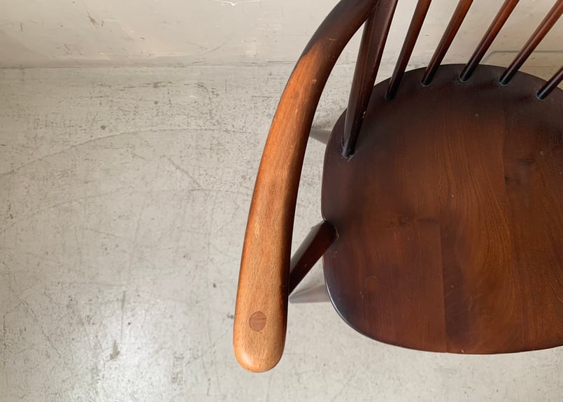 ERCOL アーコール クエーカーアームチェア ダーク S-2312-52
