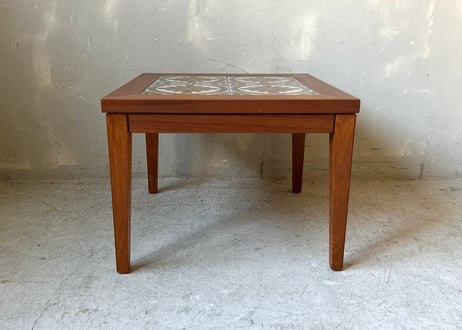 Moluna Mobler タイルトップコーヒーテーブル S-2409-30