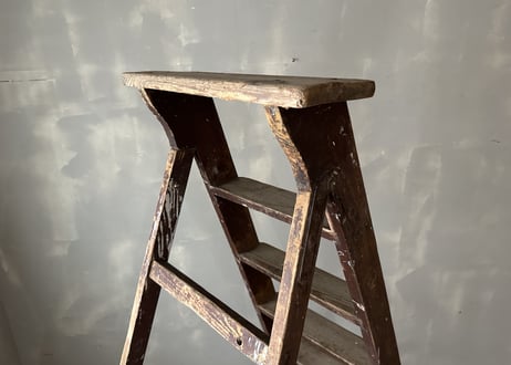 PAINTED Wood Step Ladder 木製脚立　S-802