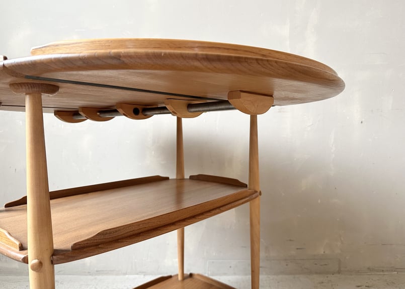 アーコール バタフライ トローリー ワゴン アーコール バタフライ トローリー ワゴン