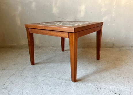 Moluna Mobler タイルトップコーヒーテーブル S-2409-30