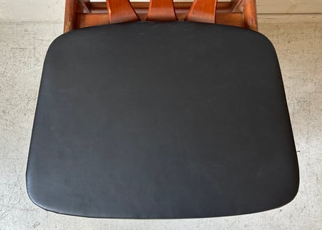 Elliotts of Newbury エリオッツ オブ ニューベリー　ダイニングチェア　S-2403-32