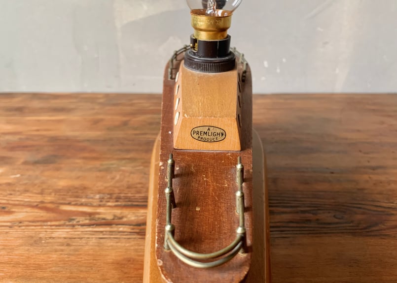 1930's~1950's ボート型テーブルランプ（帆有り） S‐2401-34