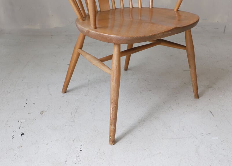 ERCOL アーコール ウィンザーボウバックアームチェア S-323 ERCOL アーコール ウィンザーボウバックアームチェア S-323