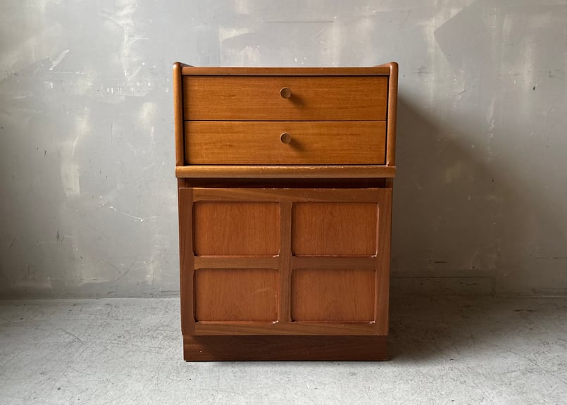 NATHAN ネイサン ベッドサイドキャビネット S-2402-03 | mumokuteki