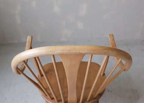 ERCOL アーコール　ウィンザーボウバックアームチェア　S-323