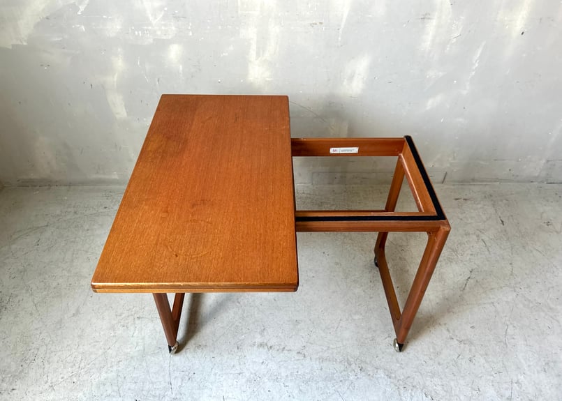 【発送の場合は即購入不可】 A.H. McINTOSH ネストテーブル コーヒーテーブル チーク 拡張式 天板 ヴィンテージ イギリス マッキントッシュ センターテーブル 92194 McIntosh（マッキントッシュ）ネストテーブル｜karf・Blackboard