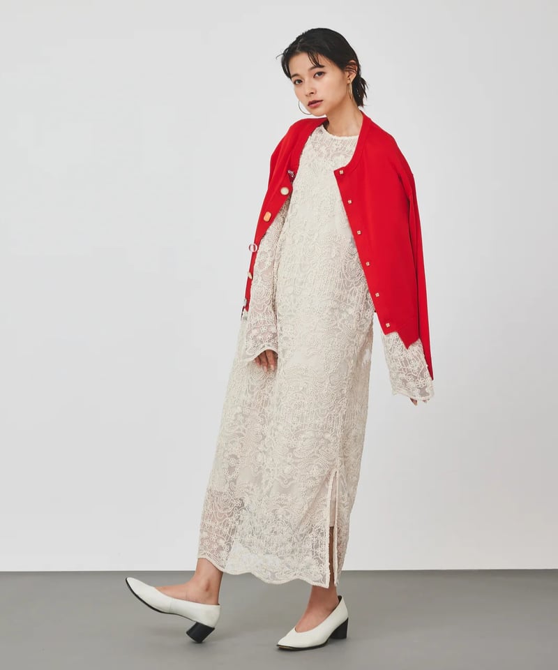 torrazzo donna（トラッゾドンナ）】立体コード刺繍レース