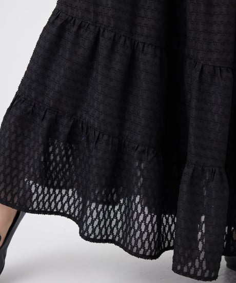 【torrazzo donna（トラッゾドンナ）】ジオメタリックフレアースカート