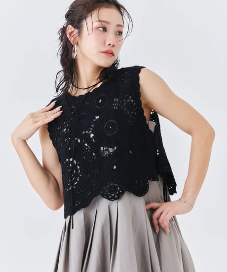 【torrazzo donna（トラッゾドンナ）】クロシェベスト