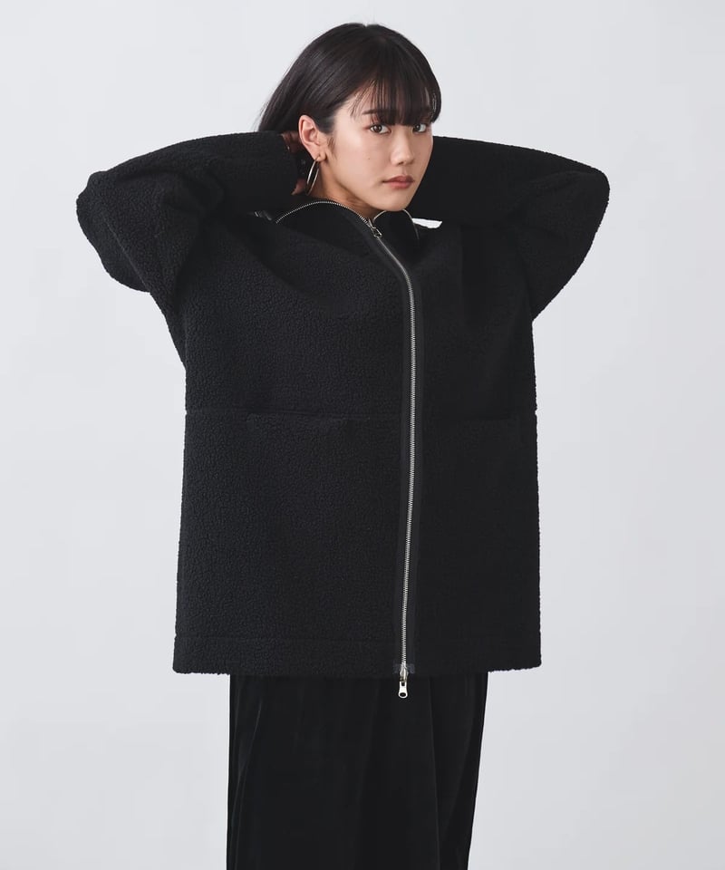 【TORRAZZO DONNA】エナメル×ボア リバーシブルコート　ブラック TORRAZZO DONNA】エナメル×ボア リバーシブルコート（GARAGE OF GOOD