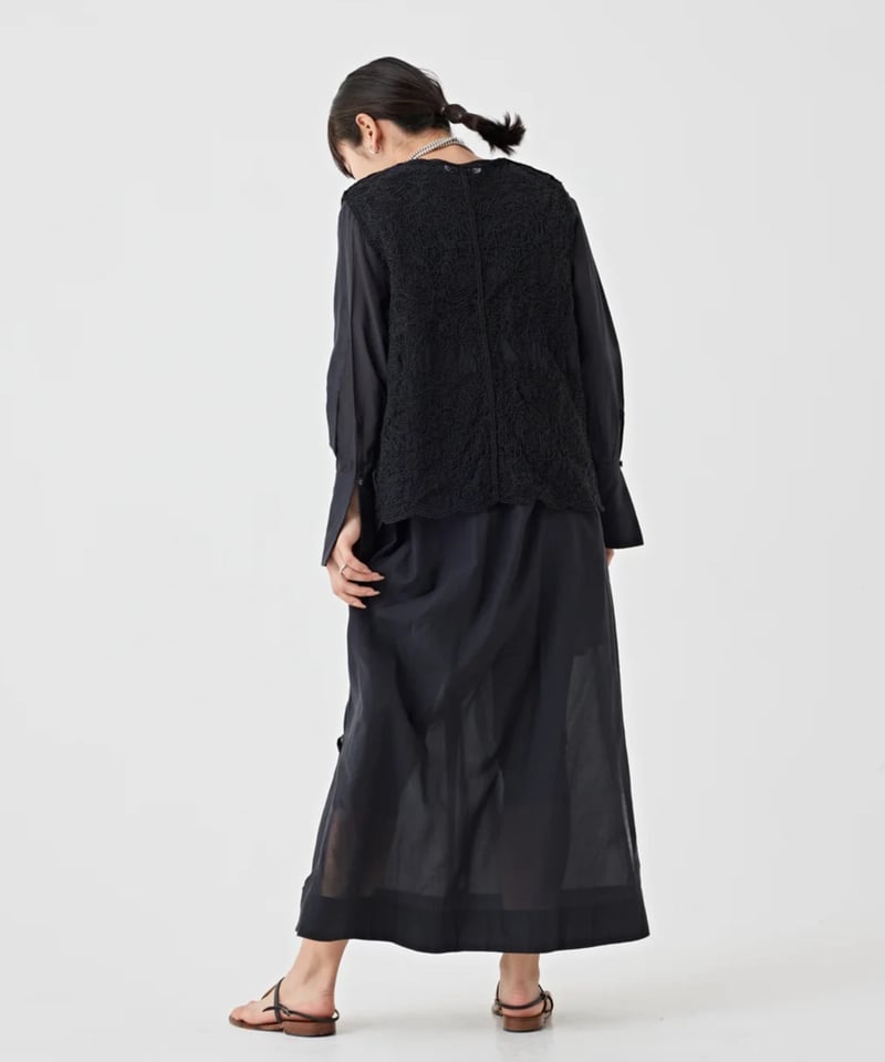 torrazzo donna(トラッゾドンナ)】立体コード刺繍レース torrazzo donna(トラッゾドンナ)】立体コード刺繍レース