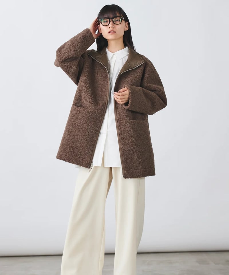 【新品未使用】TORRAZZO DONNA エコレザー×ボアジャケット Torrazzo Donna（トラッゾドンナ）の「フェイクレザー×ボア
