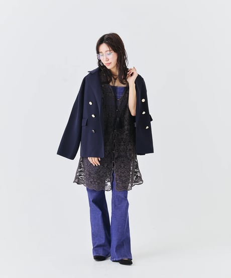 【torrazzo donna（トラッゾドンナ）】コード刺繍レースジレ