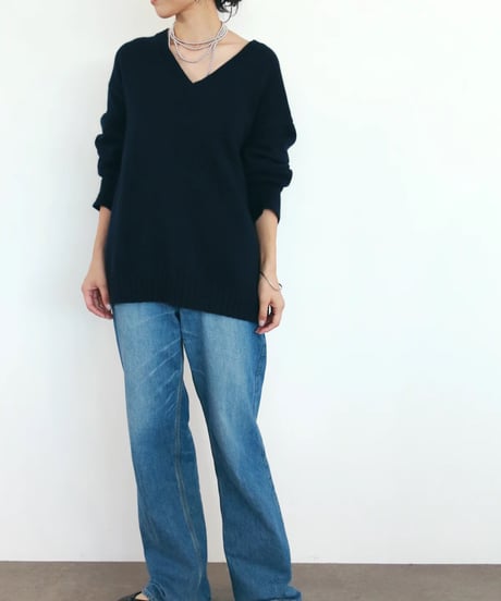 【torrazzo donna（トラッゾドンナ）】ラクーン混ベーシック2WAYネックトップス