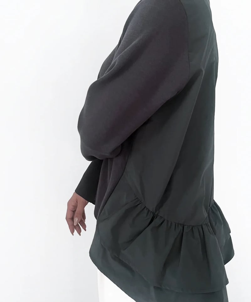 TORRAZZO DONNAトラッツォドンナ　フローラルシアーフレアトップス TORRAZZO DONNAトラッツォドンナ フローラルシアーフレアトップス