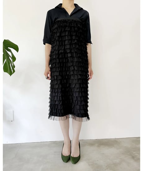 【torrazzo donna （トラッゾドンナ）】メッシュフリル Iラインスカート