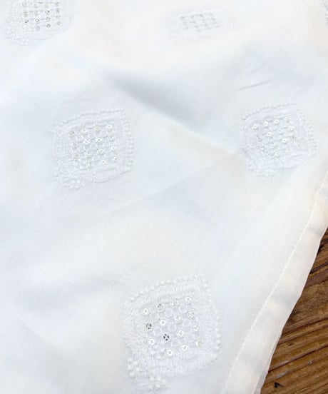 【torrazzo donna（トラッゾドンナ）】インド刺繍ボトムス