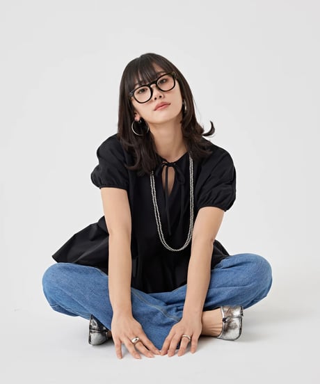 【torrazzo donna（トラッゾドンナ）】ハイブリットファブリックトップス