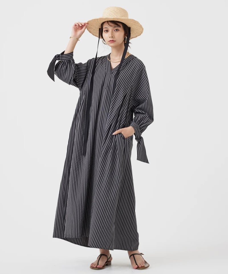 Shikina×TORRAZZO ワンピース　セットアップ　ブラック torrazzo donna（トラッゾドンナ）】ストライプワンピース | nulla online