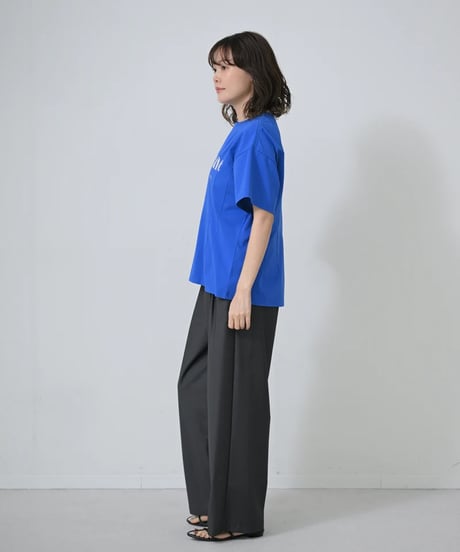 【HERENCIA（ヘレンチア）】Reframeロゴ タックTシャツ