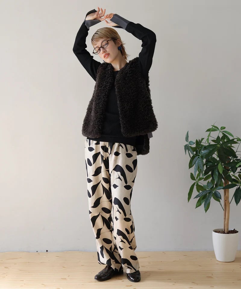 HERENCIA（ヘレンチア）】サイドリボン ボアベスト | nulla online