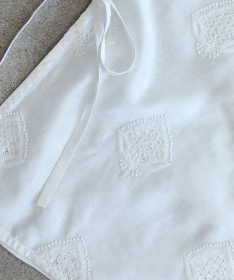【torrazzo donna（トラッゾドンナ）】インド刺繍レイヤード２WAYトップス