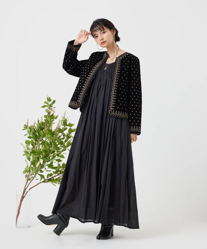 torrazzo donna（トラッゾドンナ）】ヴィンテージ調オリジナル刺繍