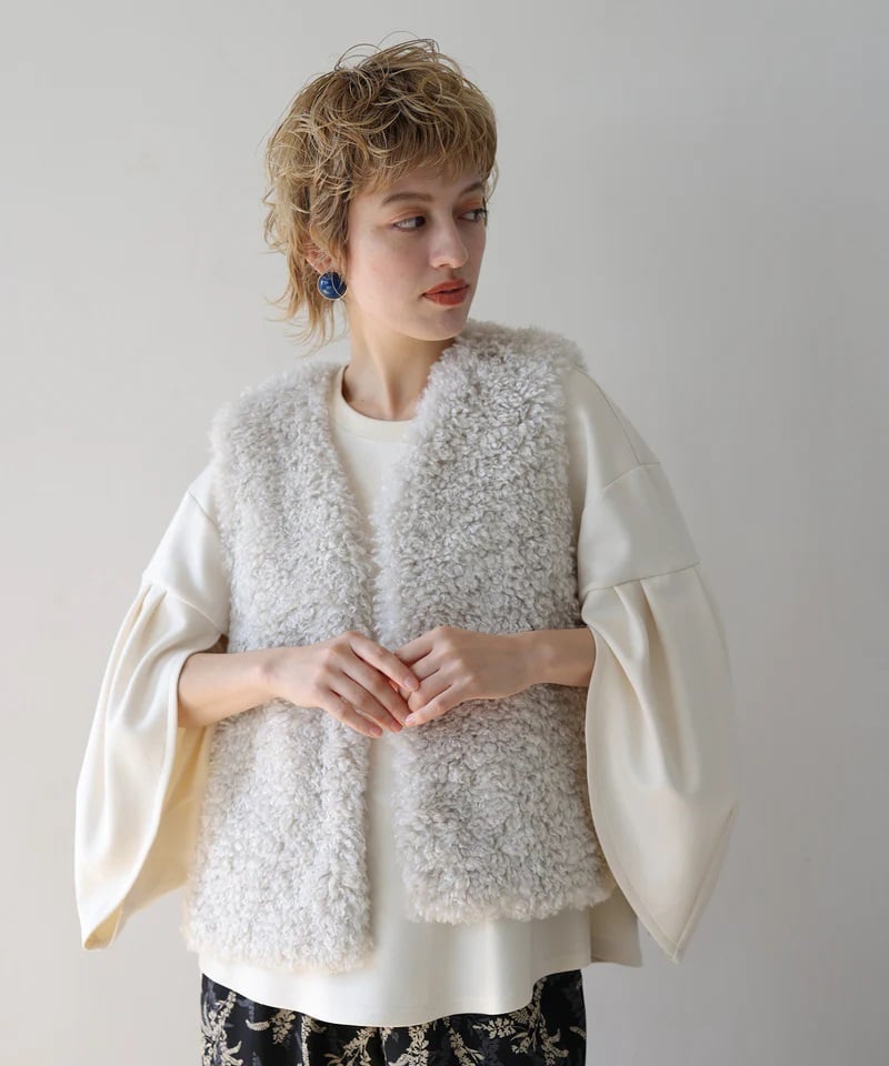 HERENCIA（ヘレンチア）】サイドリボン ボアベスト | nulla online