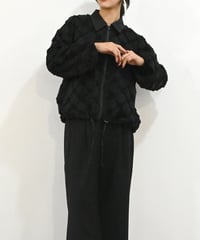 【torrazzo donna（トラッゾドンナ）】テクスチャードフリンジブルゾン