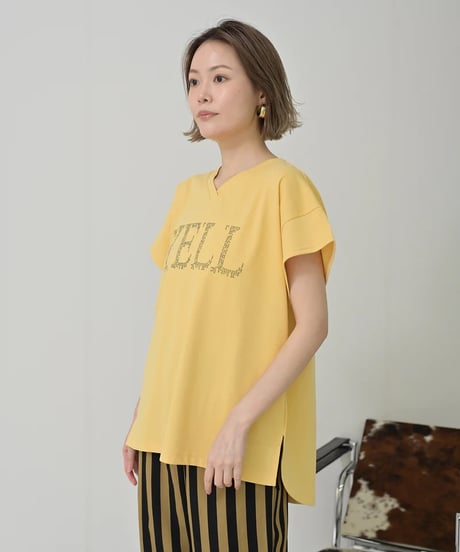 【HERENCIA（ヘレンチア）】VネックロゴTシャツ