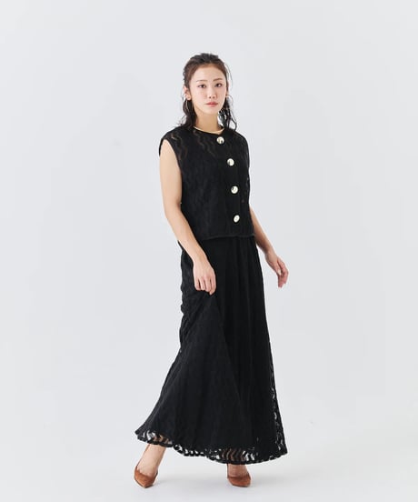 【torrazzo donna（トラッゾドンナ）】ジェオメトリックレースベスト